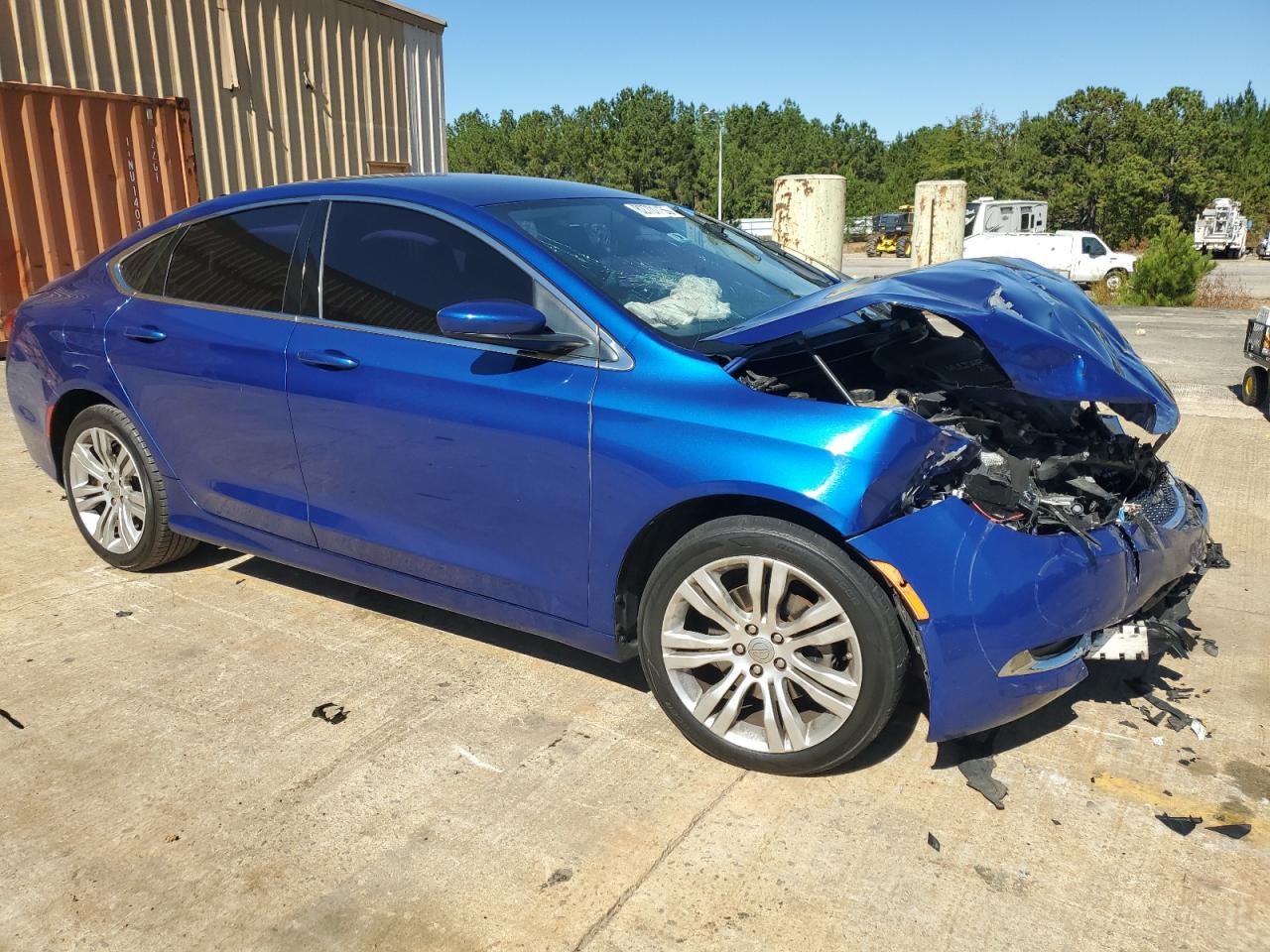 2015 CHRYSLER 200 LIMITED photo 4