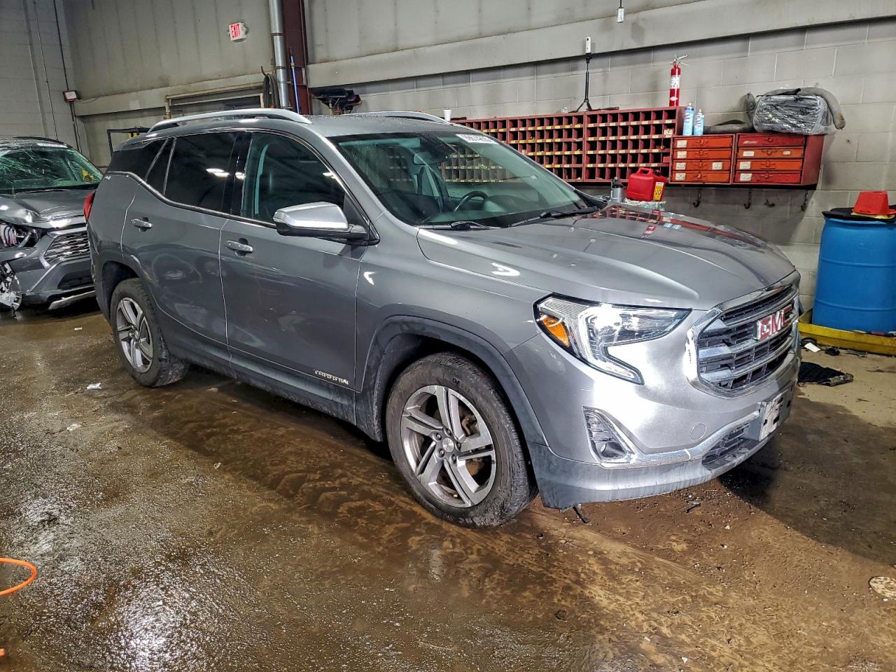 2018 GMC TERRAIN SLT photo 4