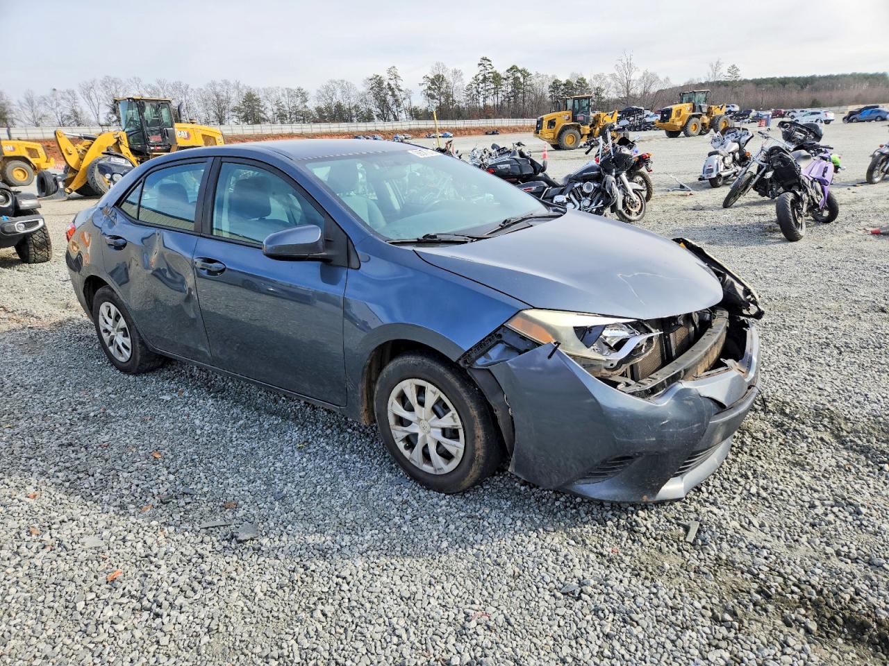 2015 TOYOTA COROLLA L photo 4