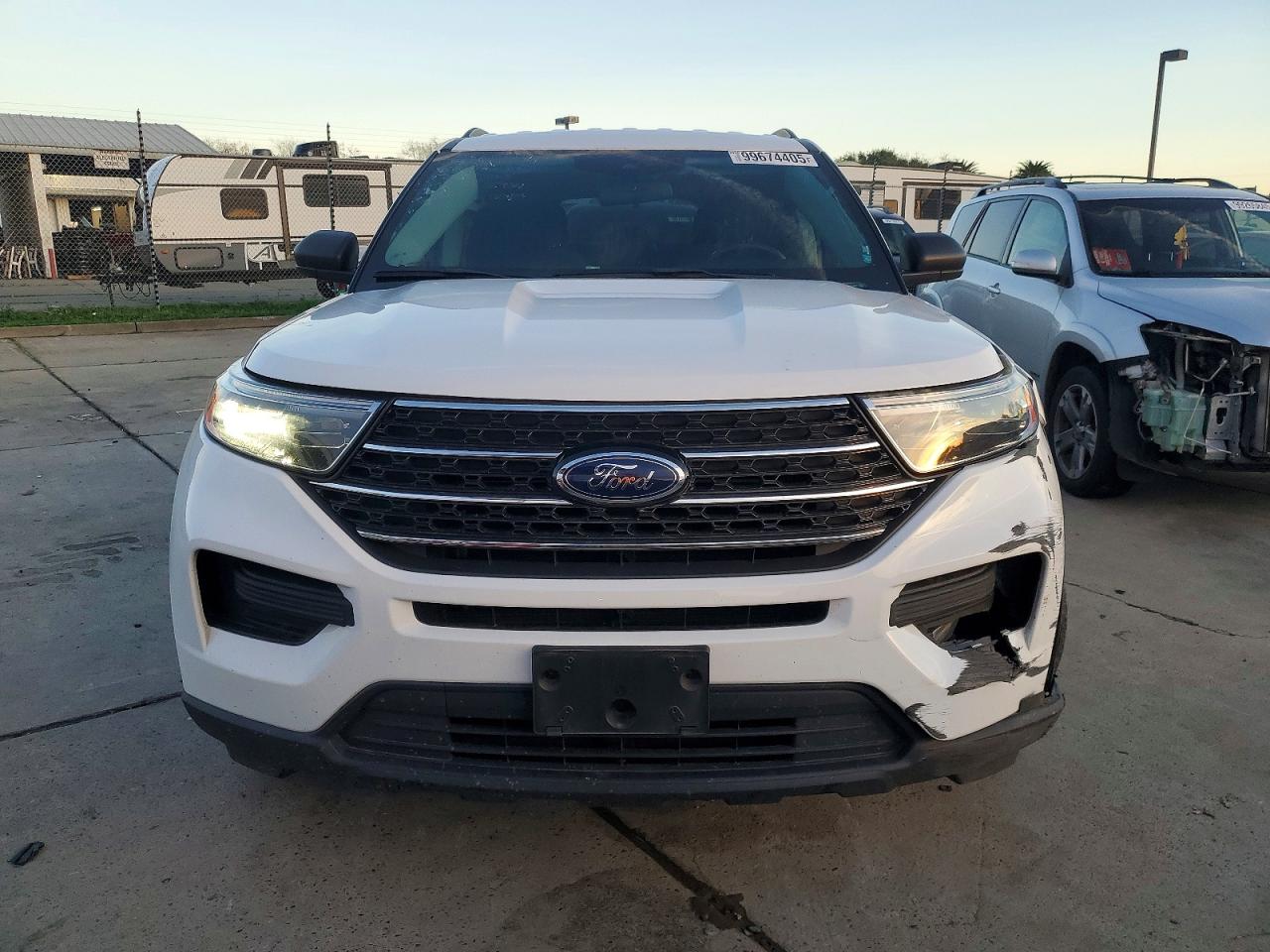 2020 FORD EXPLORER XLT photo 5