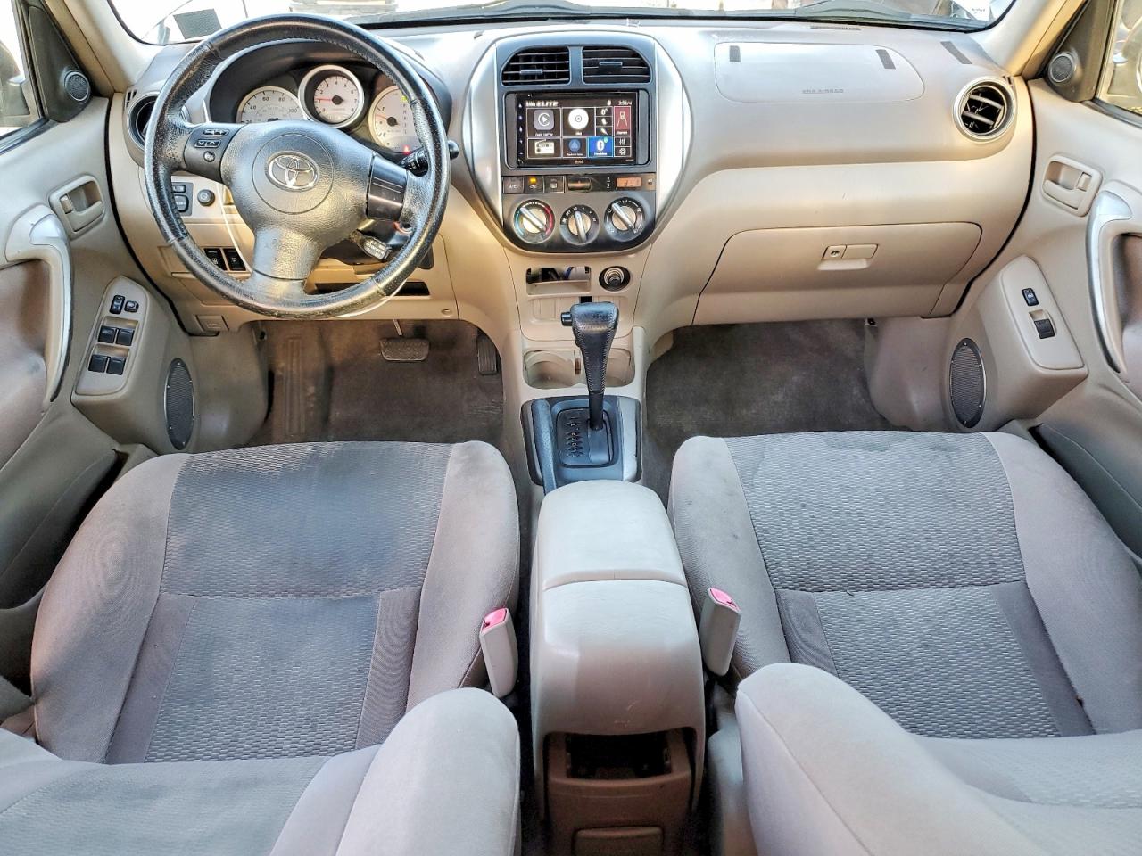 2004 TOYOTA RAV4 photo 8