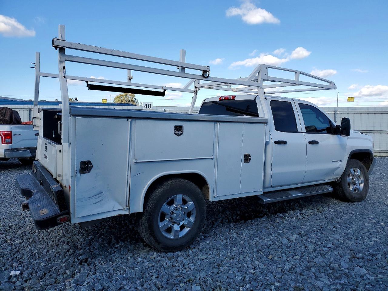 2019 GMC SIERRA C2500 HEAVY DUTY photo 3