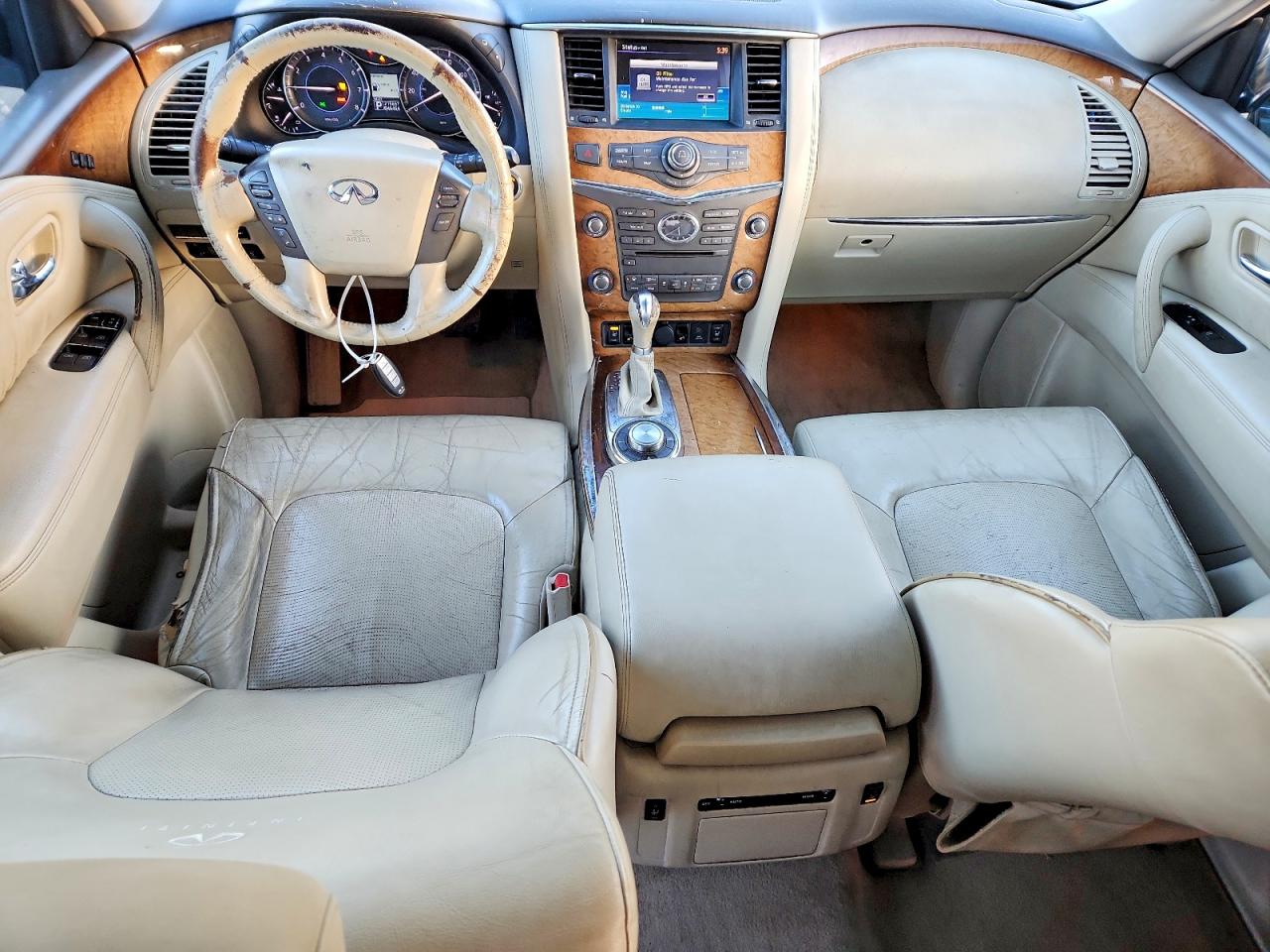 2012 INFINITI QX56 photo 8