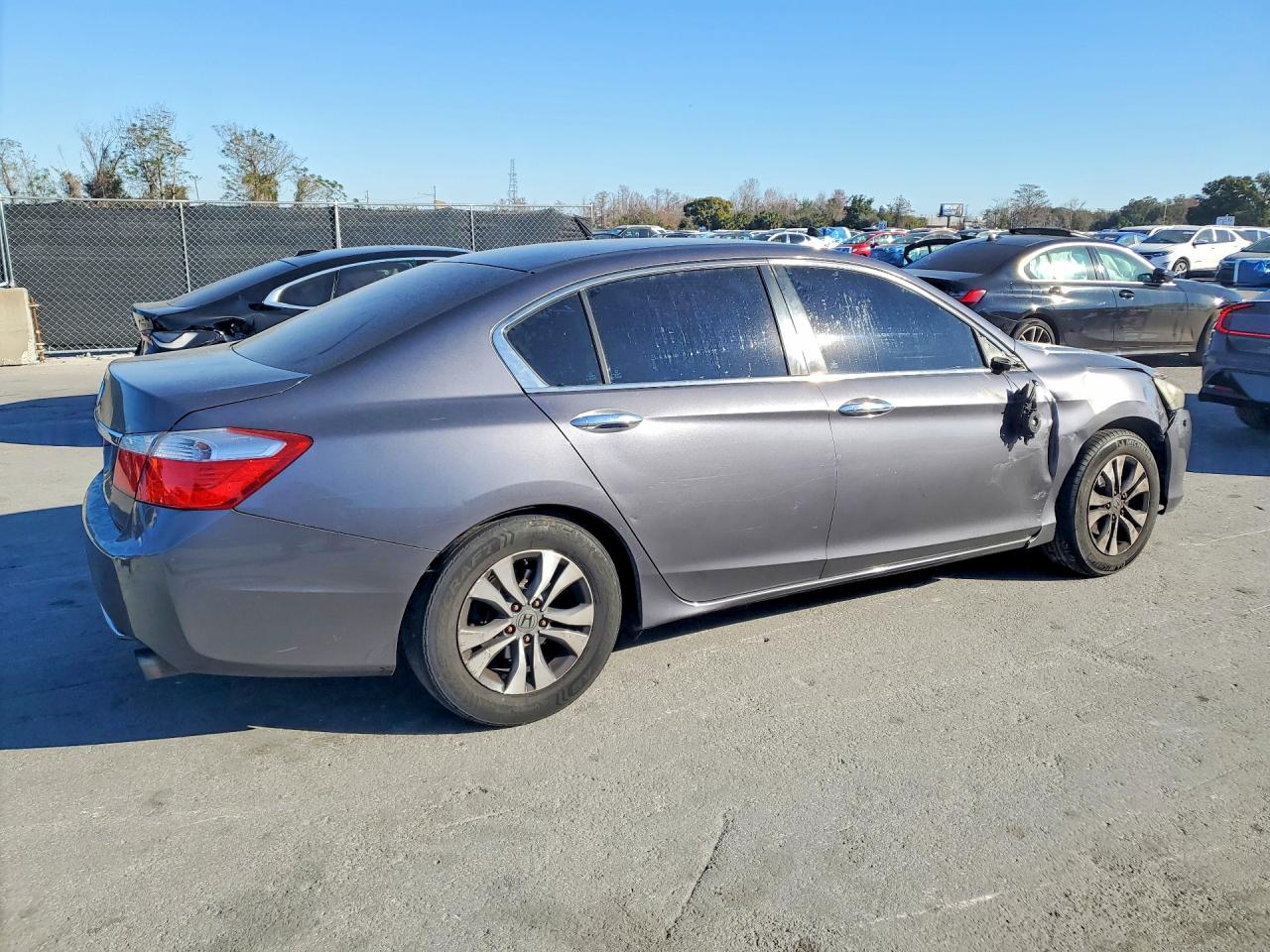2015 HONDA ACCORD LX photo 7