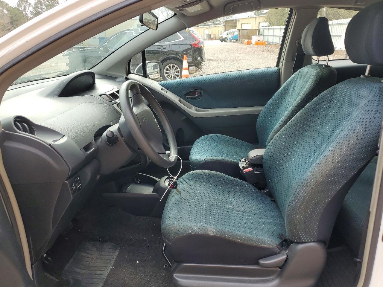2007 TOYOTA YARIS photo 7