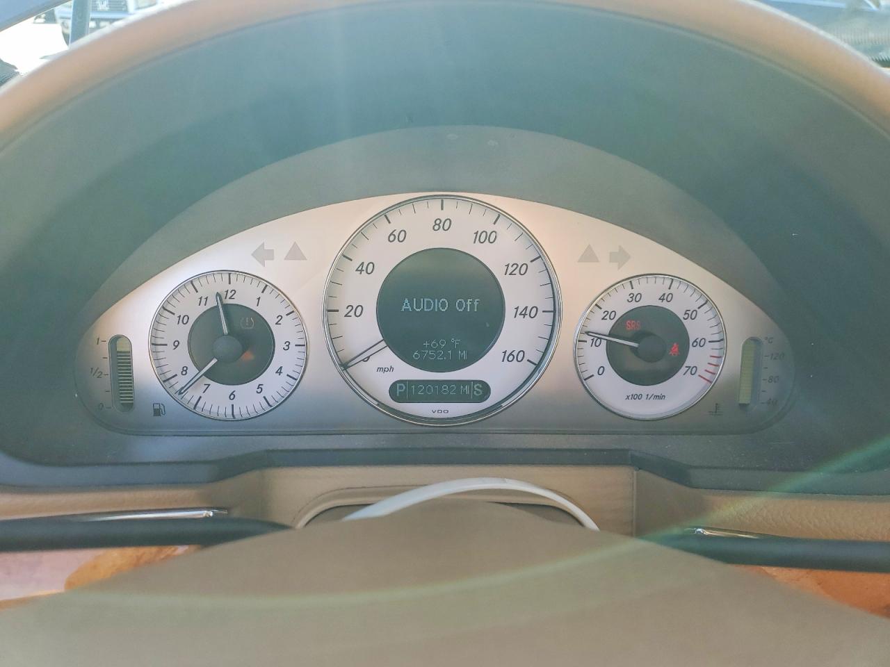 2009 MERCEDES-BENZ E 350 4MATIC photo 9