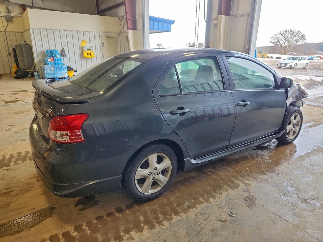 2007 TOYOTA YARIS photo 3