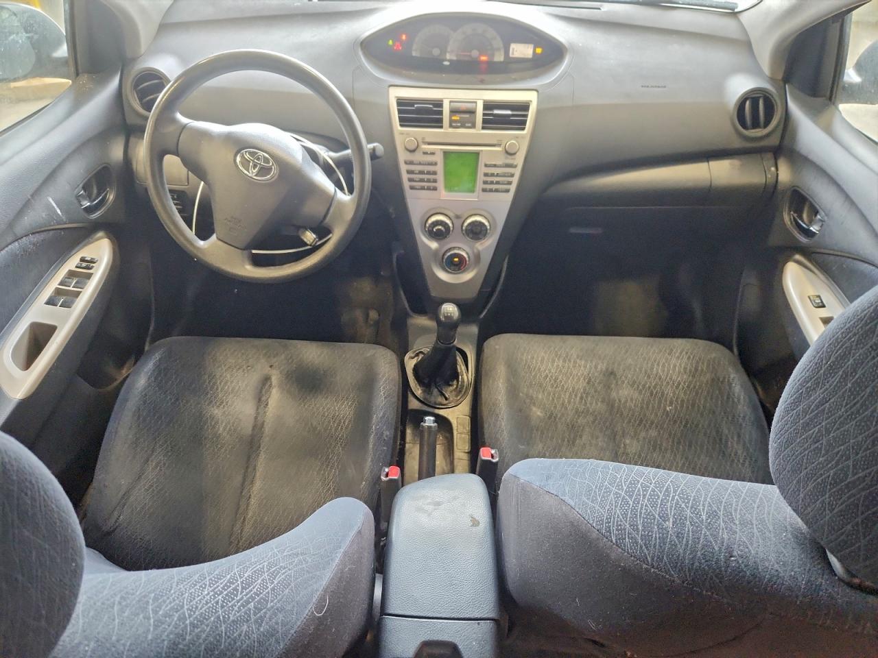 2007 TOYOTA YARIS photo 8