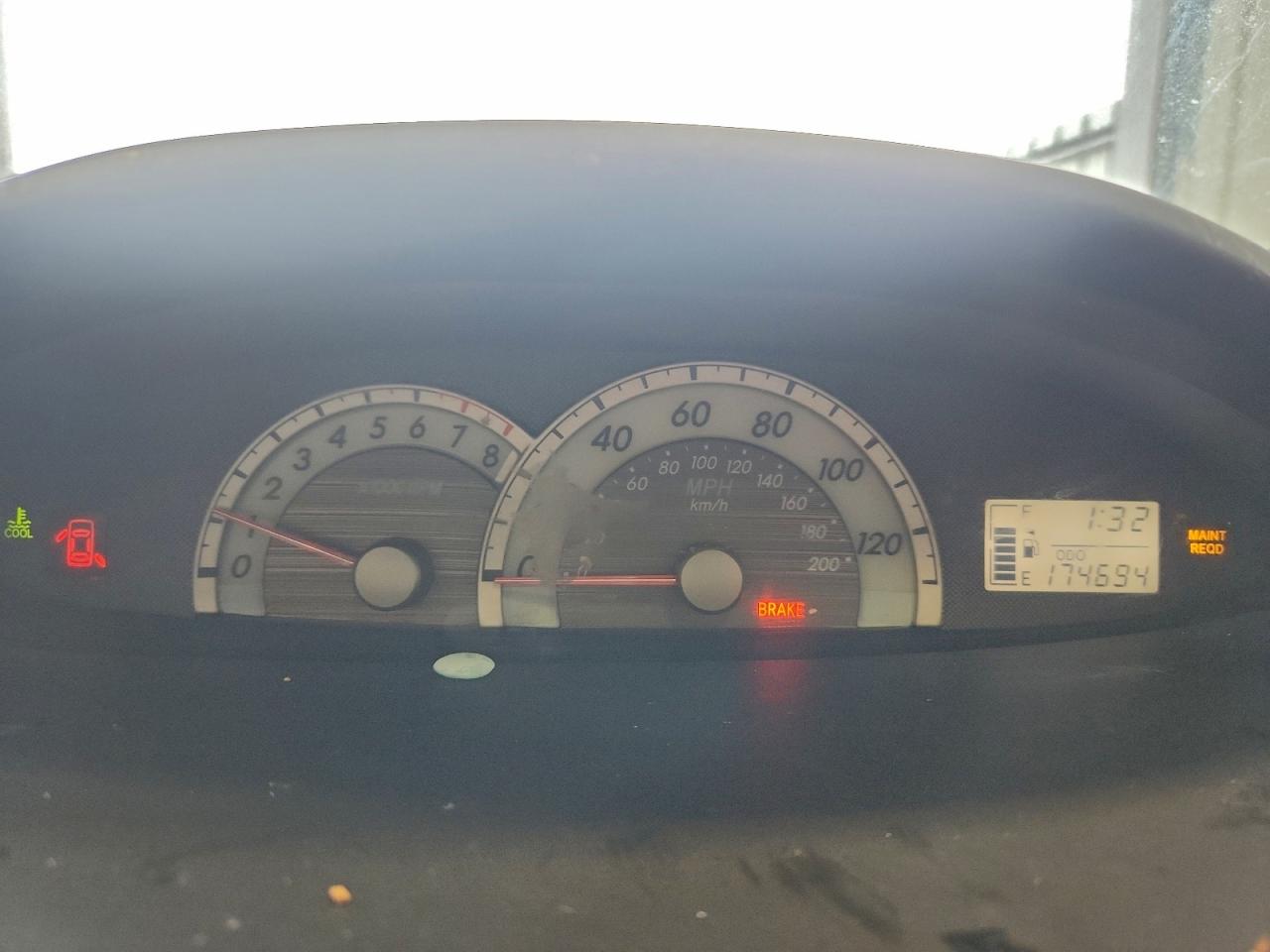 2007 TOYOTA YARIS photo 9