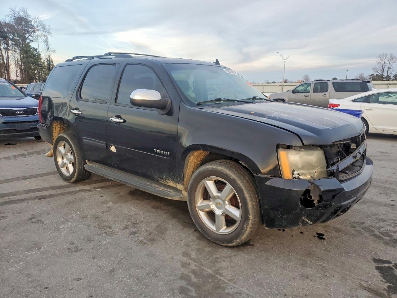 2011 CHEVROLET TAHOE C1500 LT photo 4