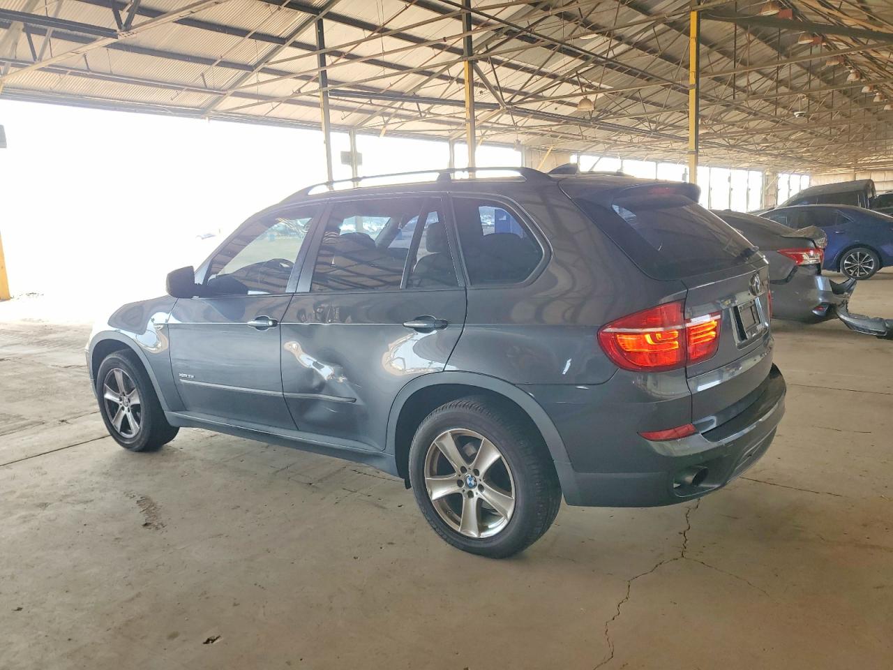 2012 BMW X5 XDRIVE35I photo 2