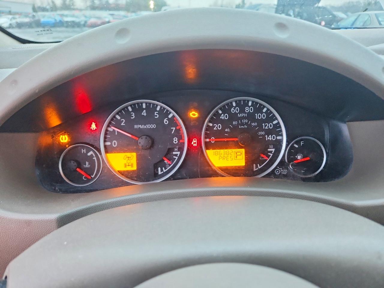 2012 NISSAN PATHFINDER S photo 9