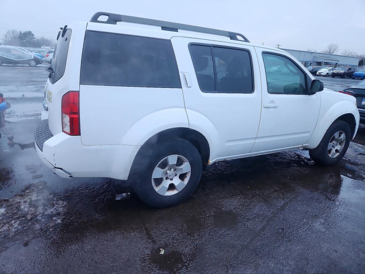 2012 NISSAN PATHFINDER S photo 3