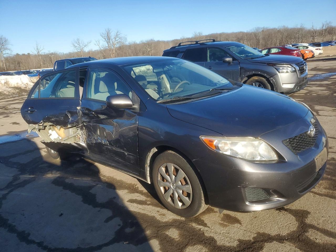 2010 TOYOTA COROLLA BASE photo 4