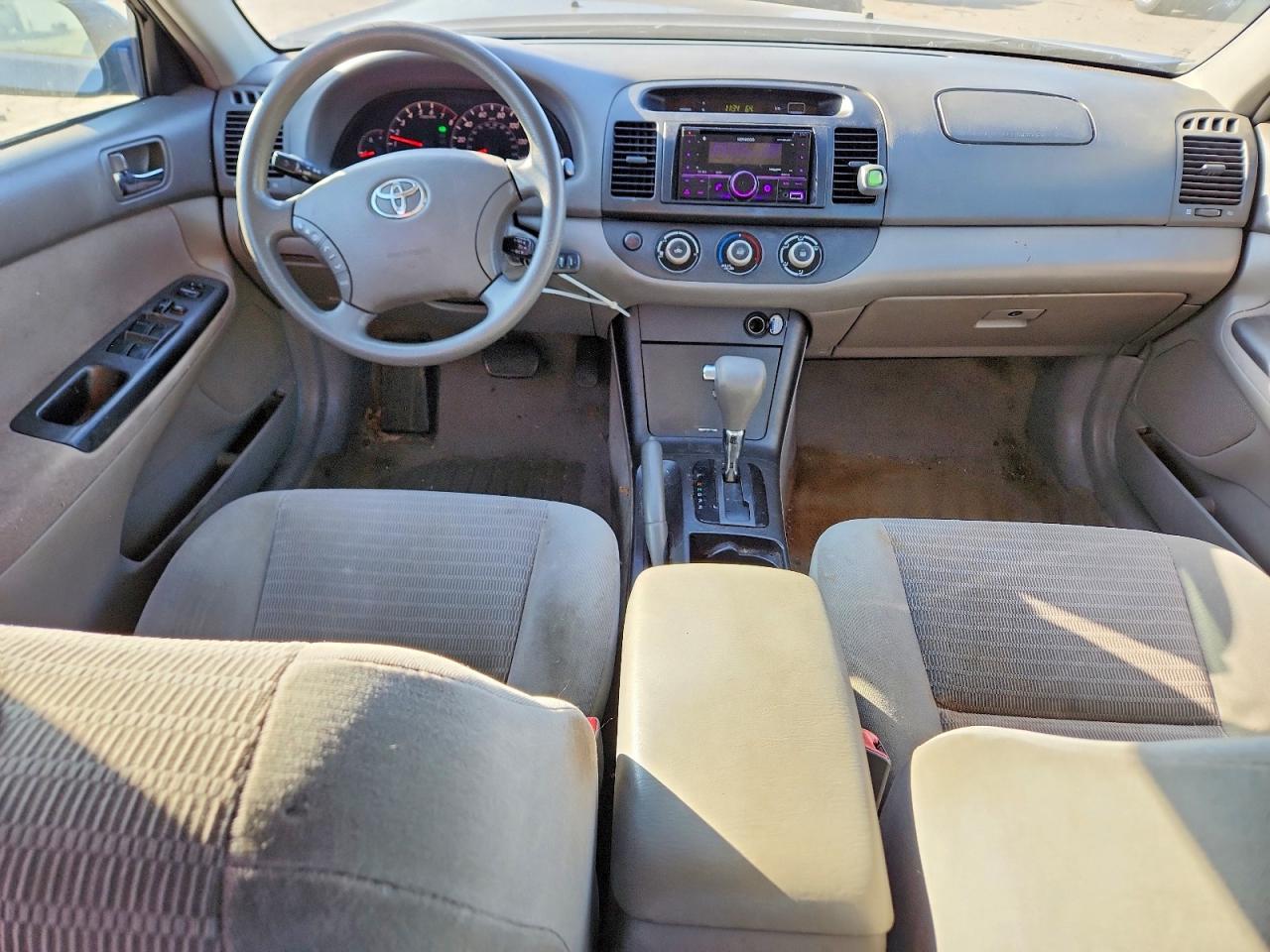 2005 TOYOTA CAMRY LE photo 8