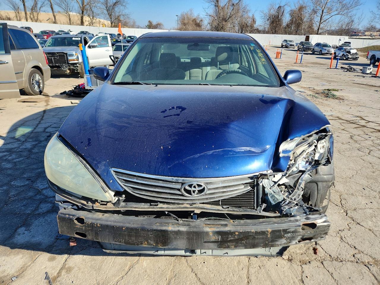 2005 TOYOTA CAMRY LE photo 5