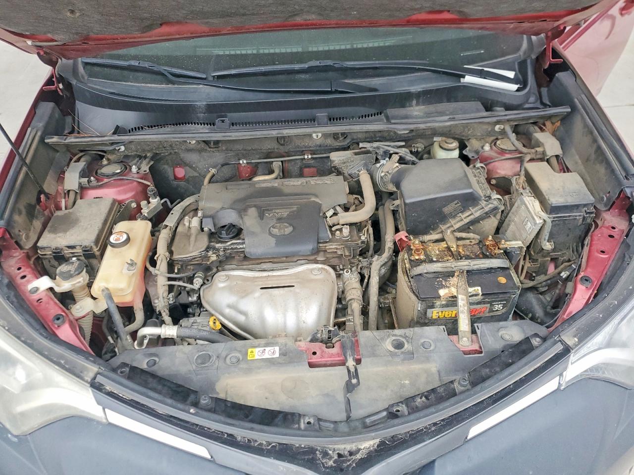 2018 TOYOTA RAV4 LE photo 12