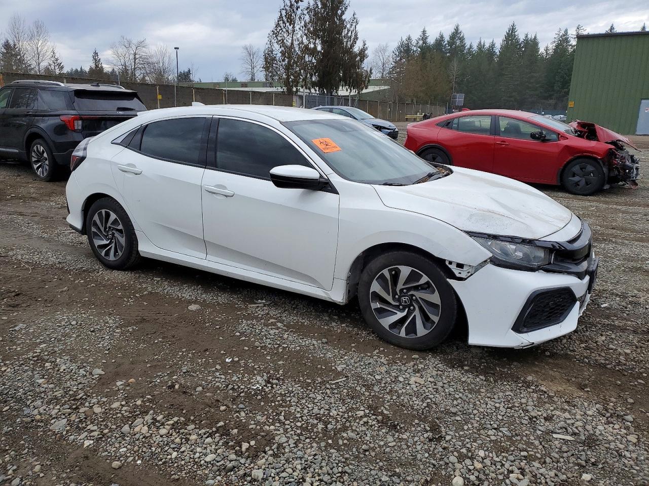 2017 HONDA CIVIC LX photo 4