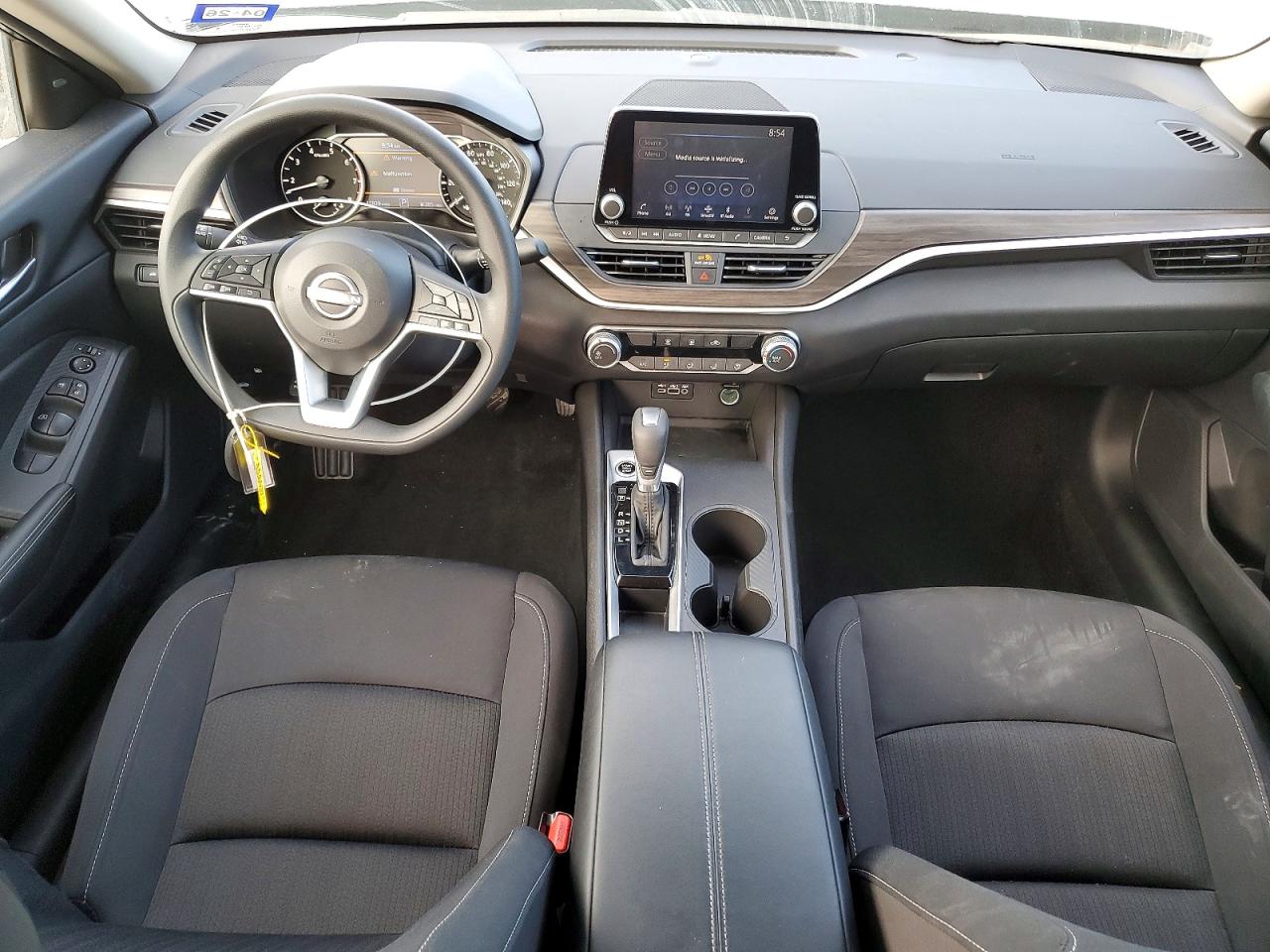 2025 NISSAN ALTIMA SV photo 8