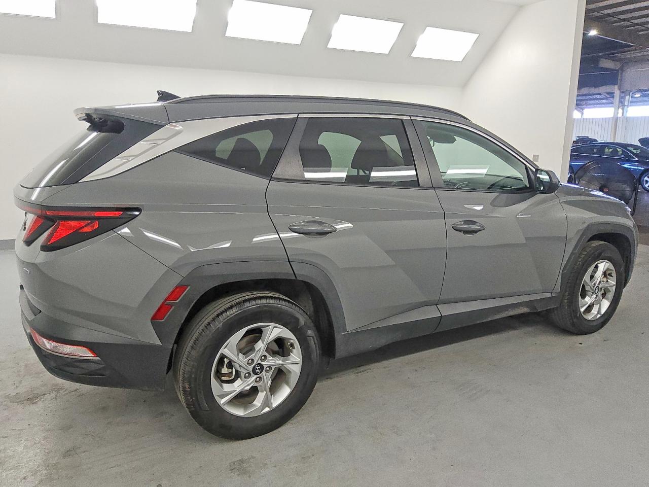 2024 HYUNDAI TUCSON SEL photo 3