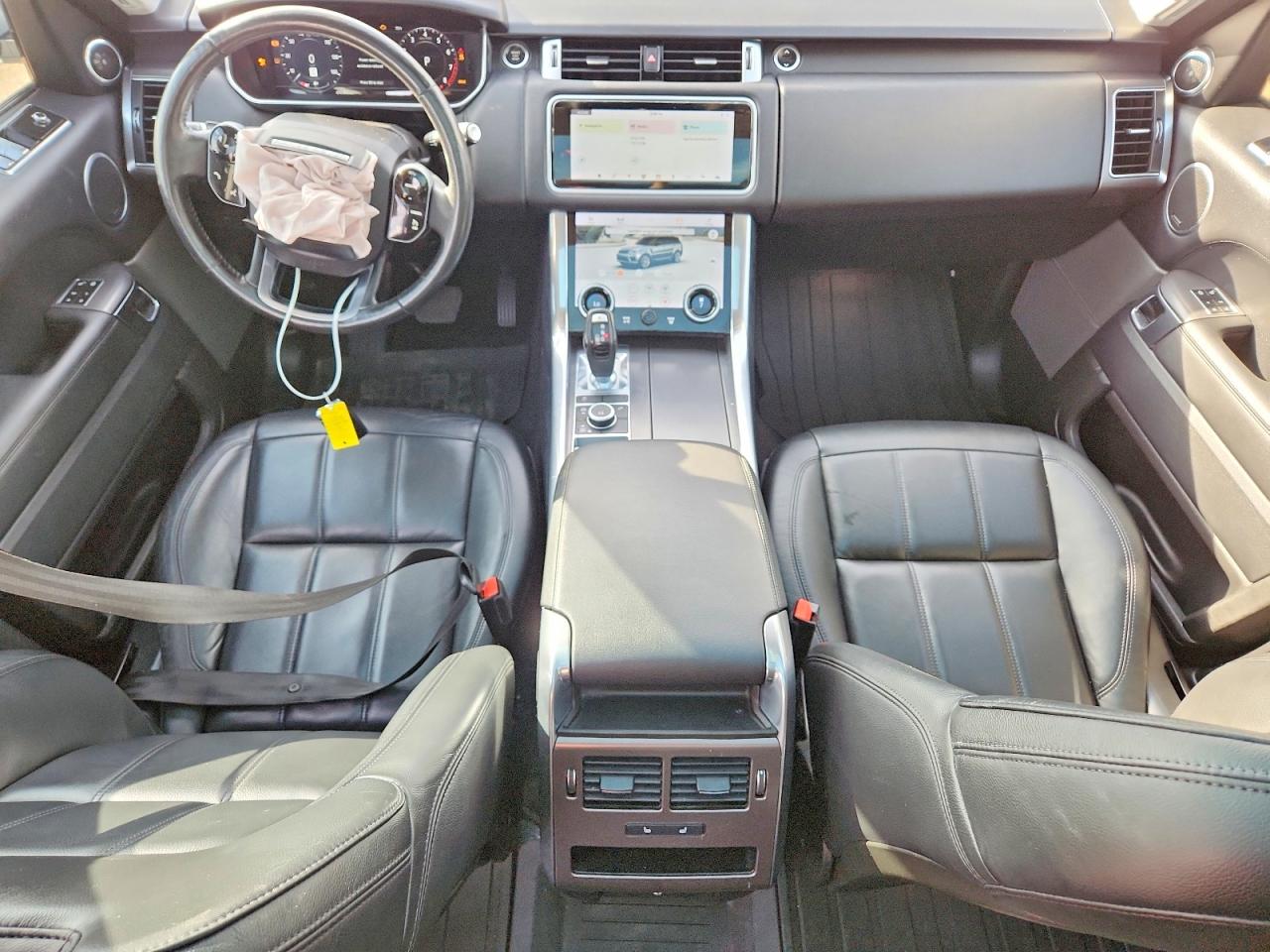 2018 LAND ROVER RANGE ROVER SPORT SE photo 8