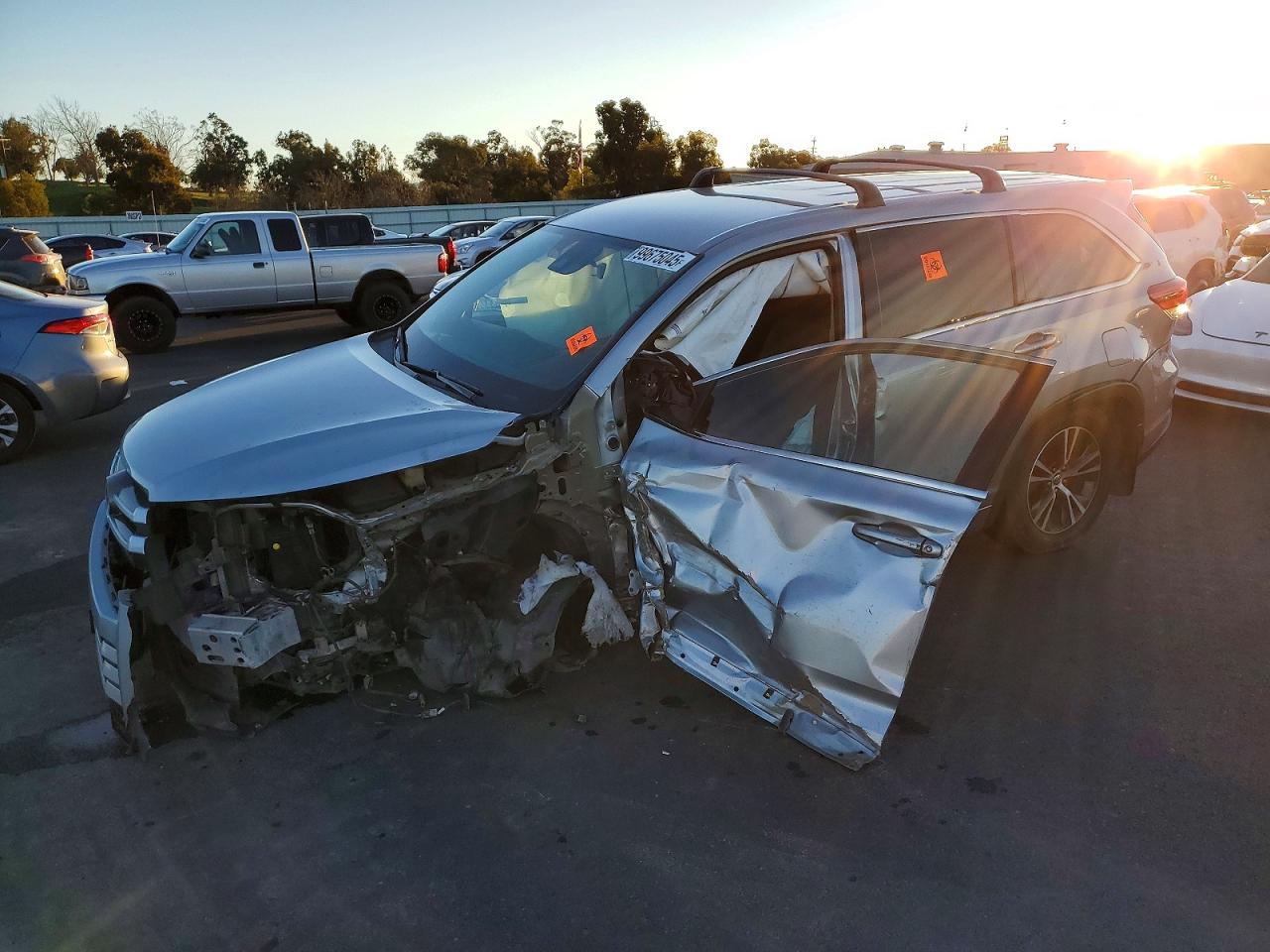 2018 TOYOTA HIGHLANDER