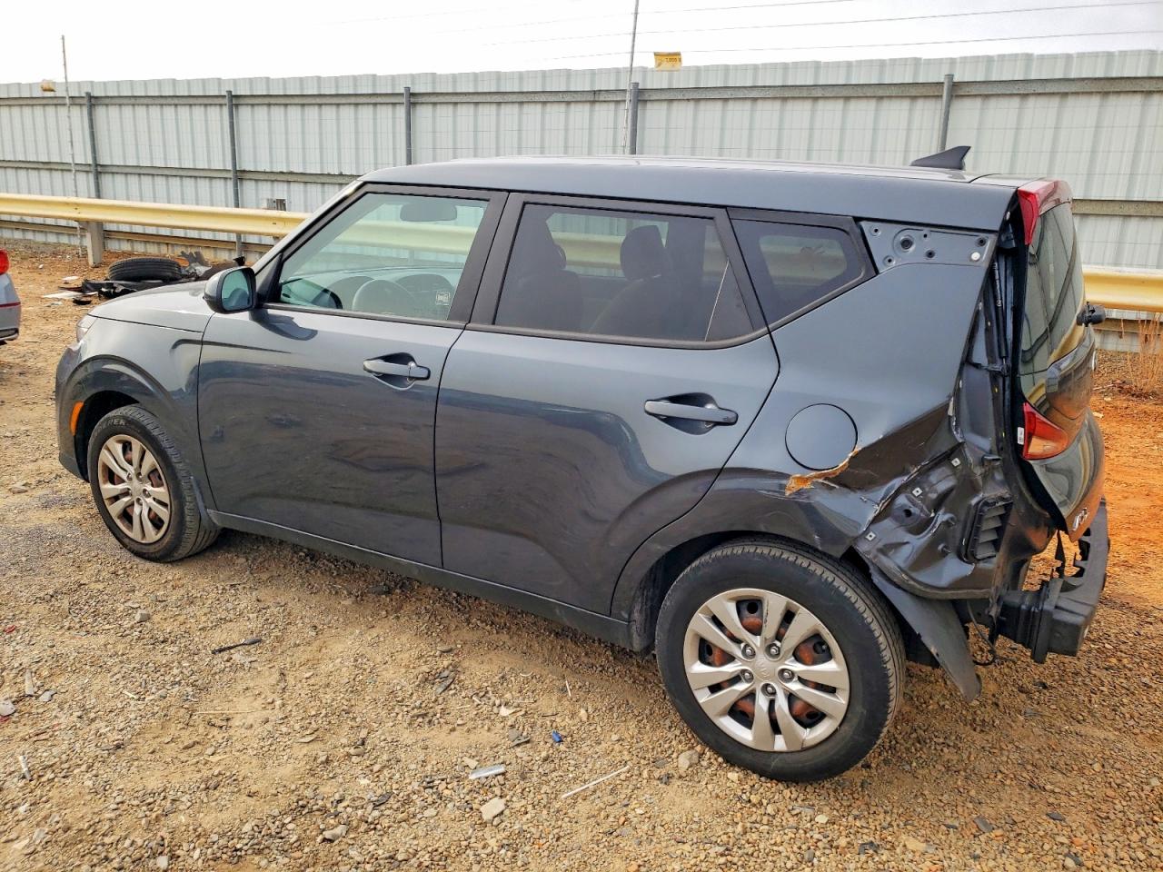 2021 KIA SOUL LX photo 3