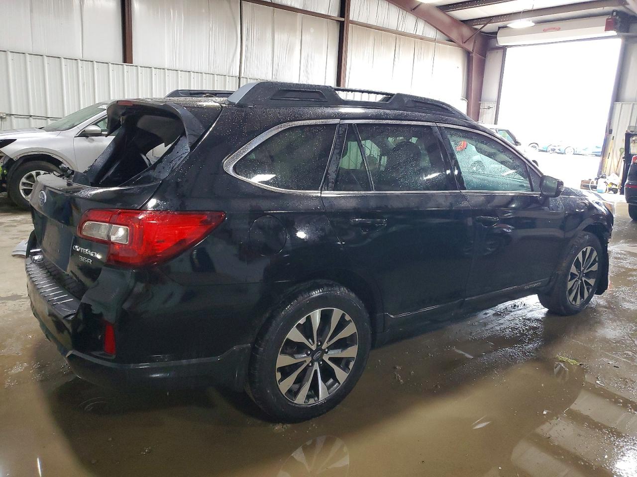 2015 SUBARU OUTBACK 3.6R LIMITED photo 3
