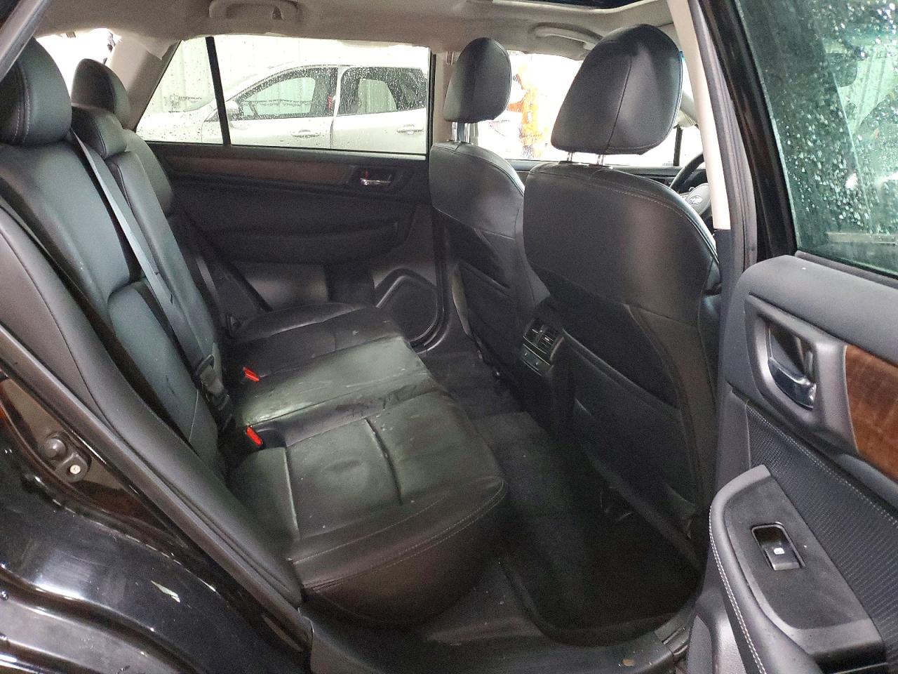 2015 SUBARU OUTBACK 3.6R LIMITED photo 11