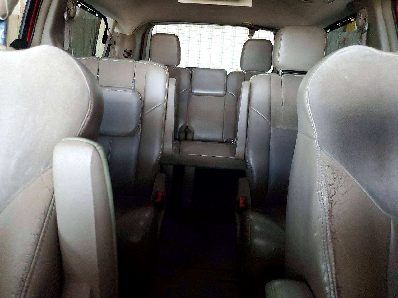 2012 CHRYSLER TOWN & COUNTRY LIMITED photo 10