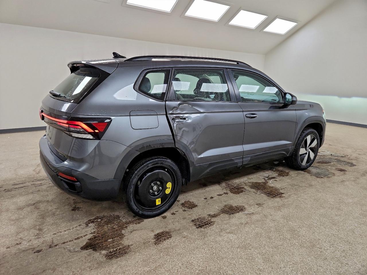 2025 VOLKSWAGEN TAOS S photo 3