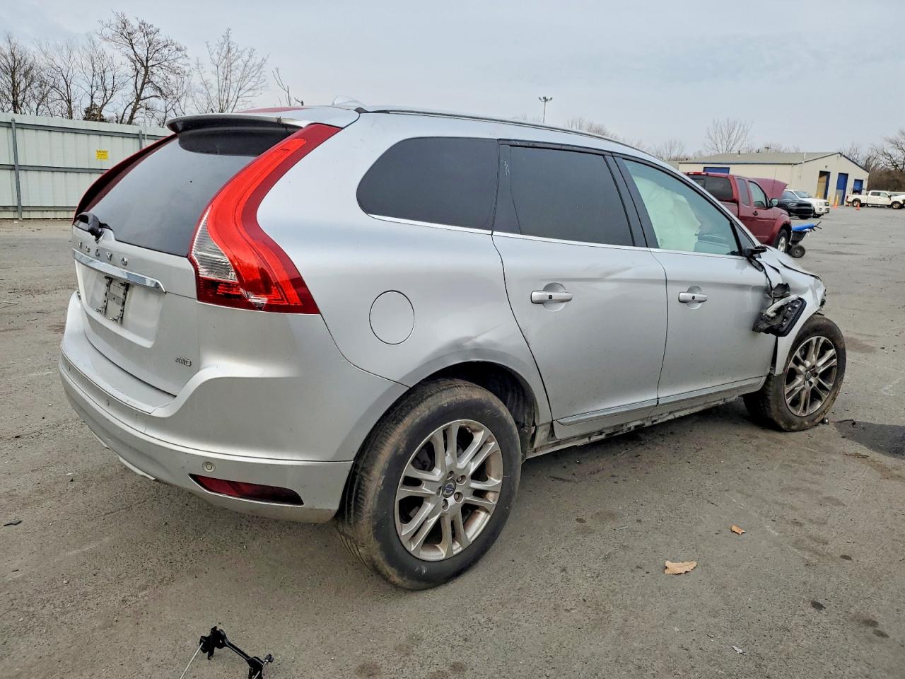 2015 VOLVO XC60 3.2 PREMIER photo 5