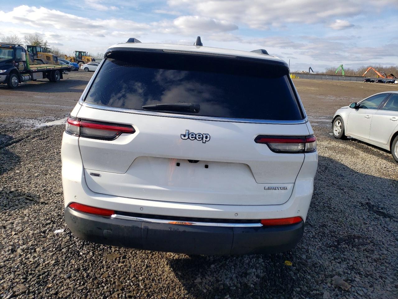 2022 JEEP GRAND CHEROKEE L LIMITED photo 6