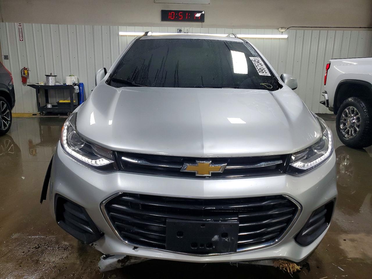 2017 CHEVROLET TRAX 1LT photo 5