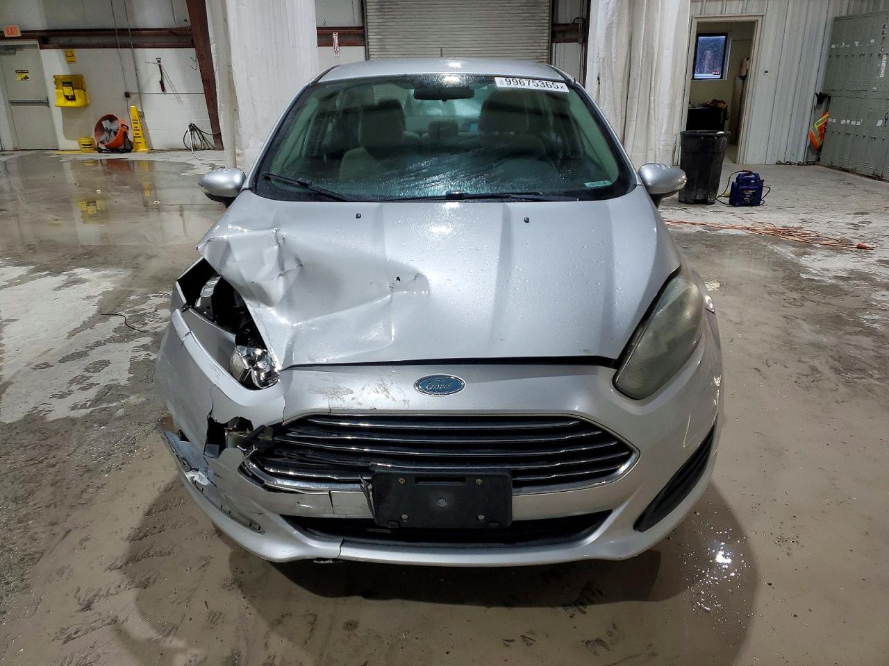 2015 FORD FIESTA SE photo 5