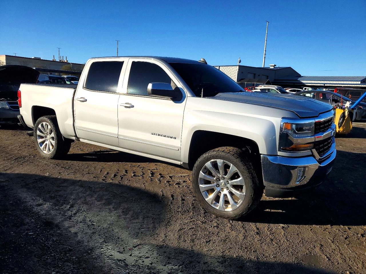 2016 CHEVROLET SILVERADO C1500 LT photo 4