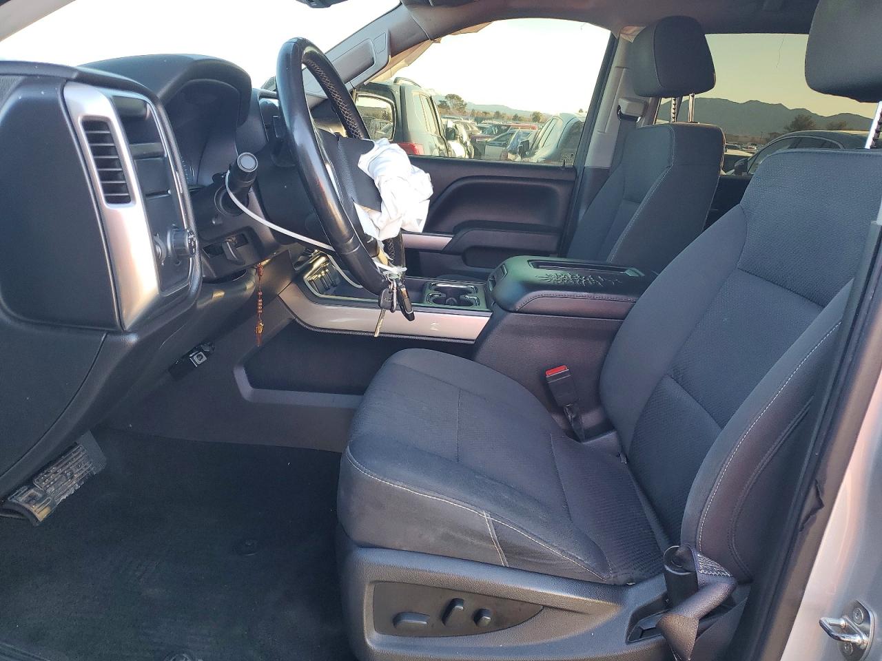 2016 CHEVROLET SILVERADO C1500 LT photo 7