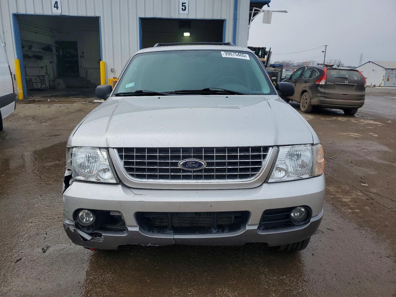 2004 FORD EXPLORER XLT photo 5