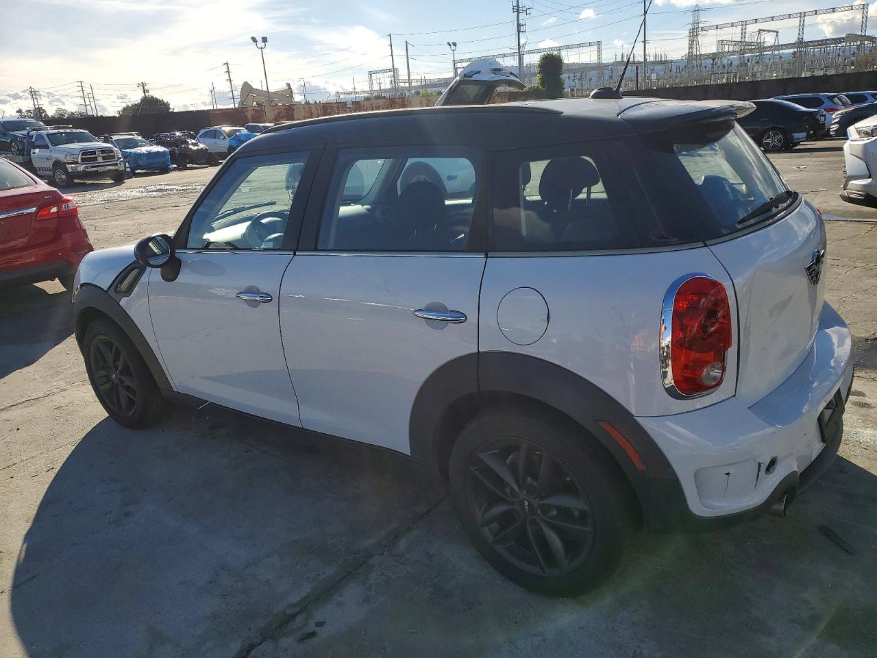 2011 MINI COOPER S COUNTRYMAN photo 2