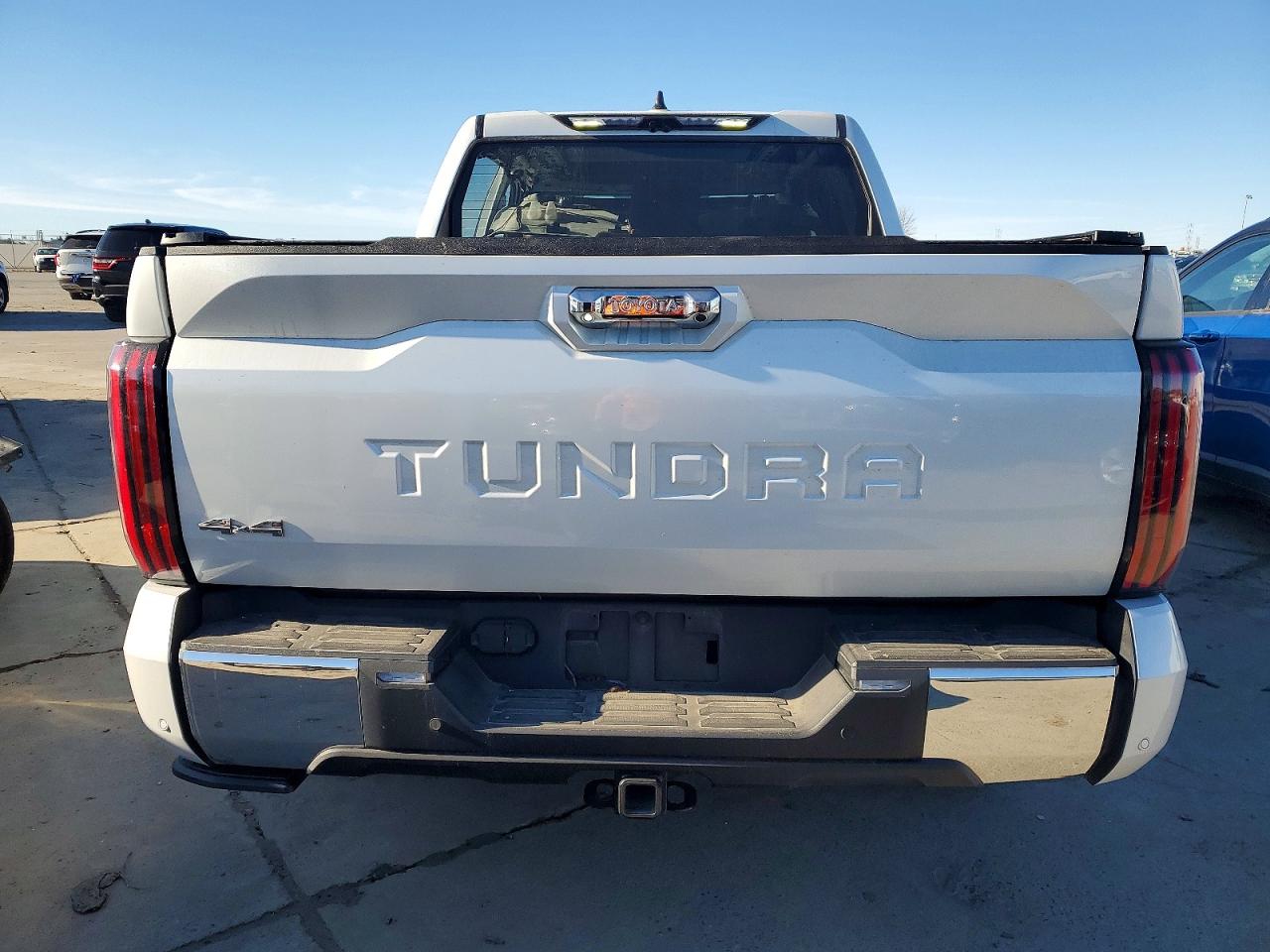 2024 TOYOTA TUNDRA CREWMAX PLATINUM photo 6