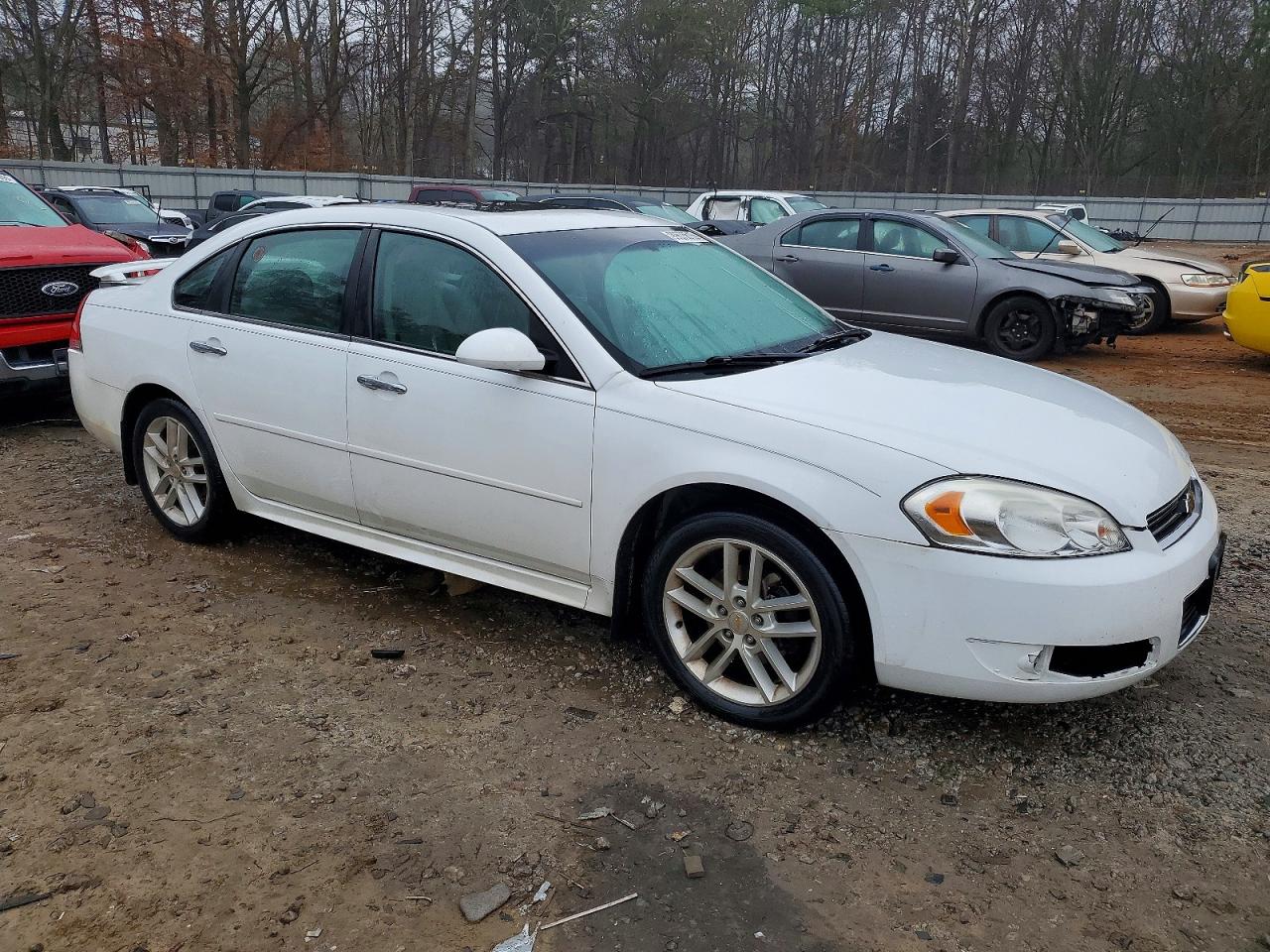 2010 CHEVROLET IMPALA LTZ photo 4