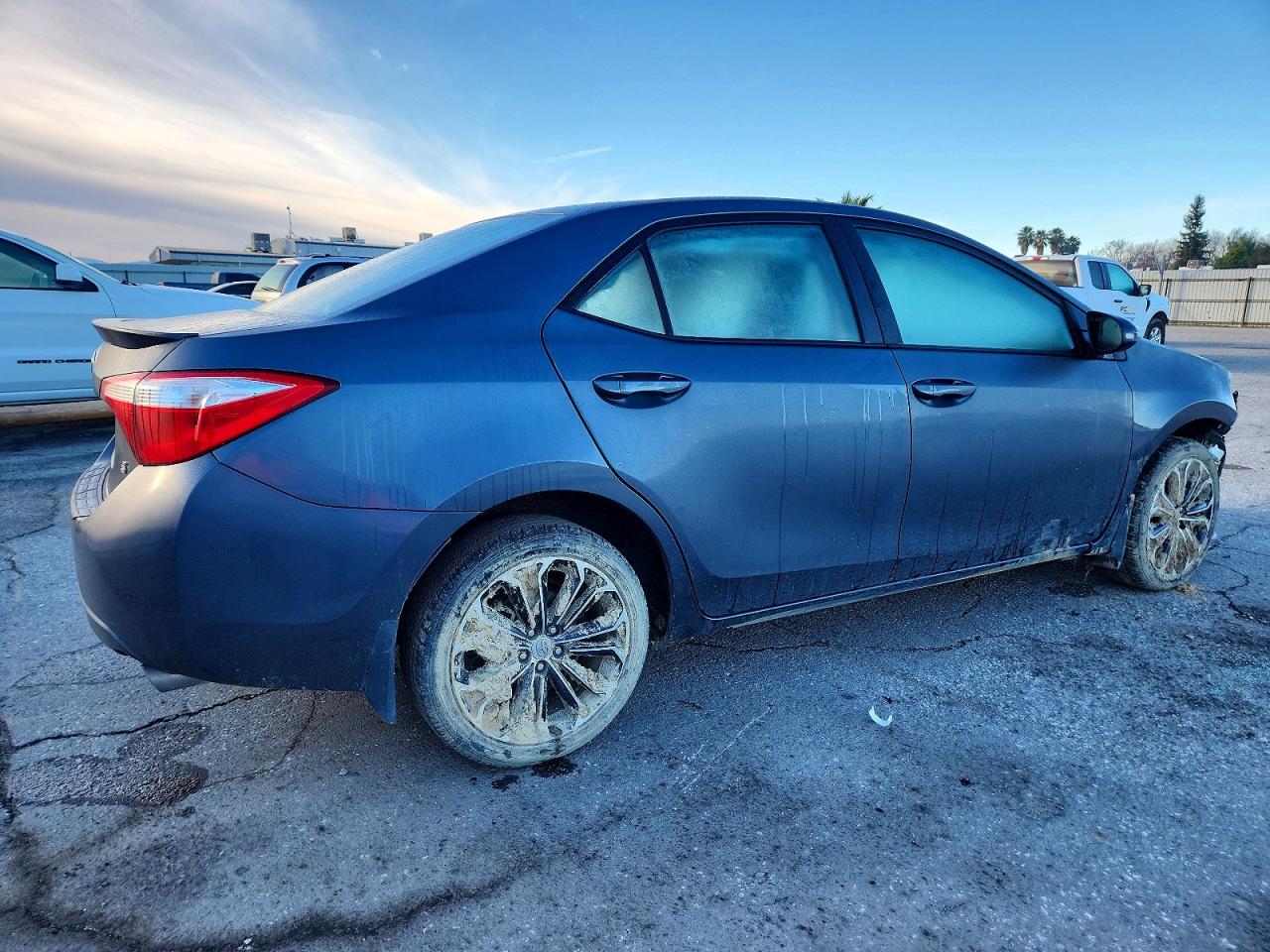 2016 TOYOTA COROLLA S PLUS photo 3