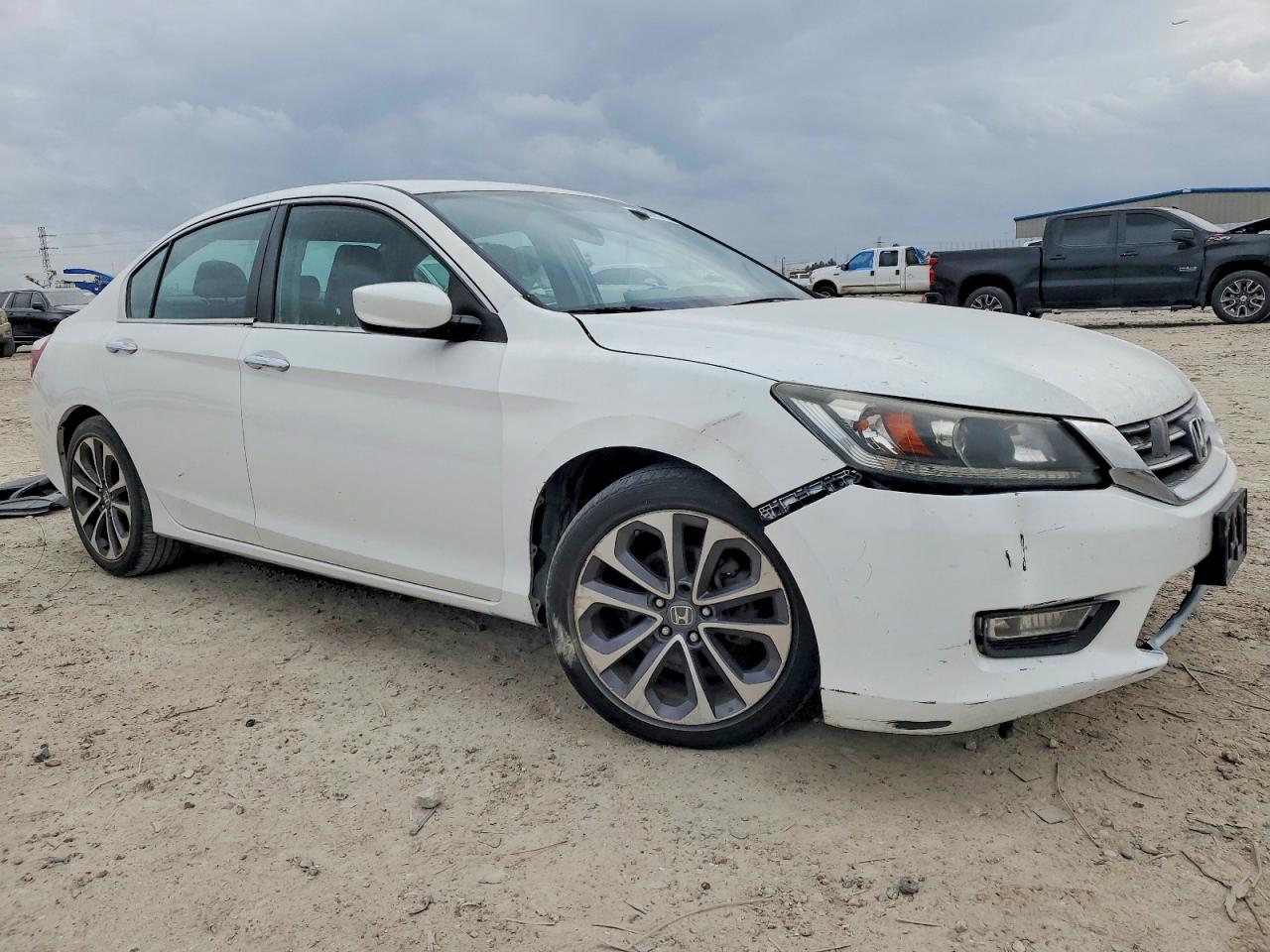 2015 HONDA ACCORD SPORT photo 4