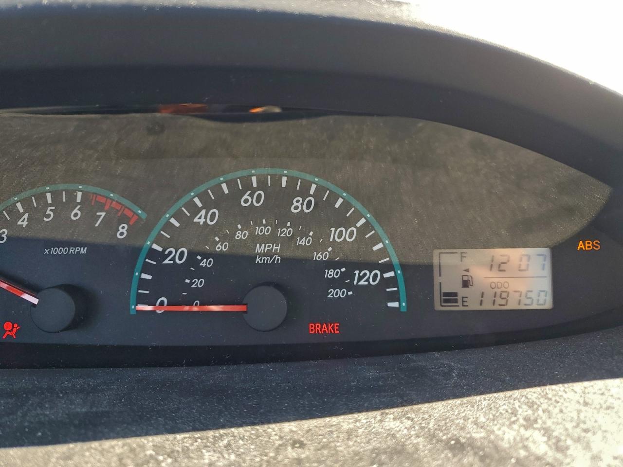 2009 TOYOTA YARIS photo 9