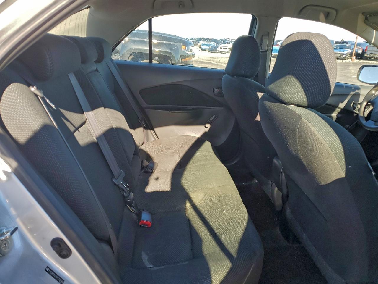 2009 TOYOTA YARIS photo 10