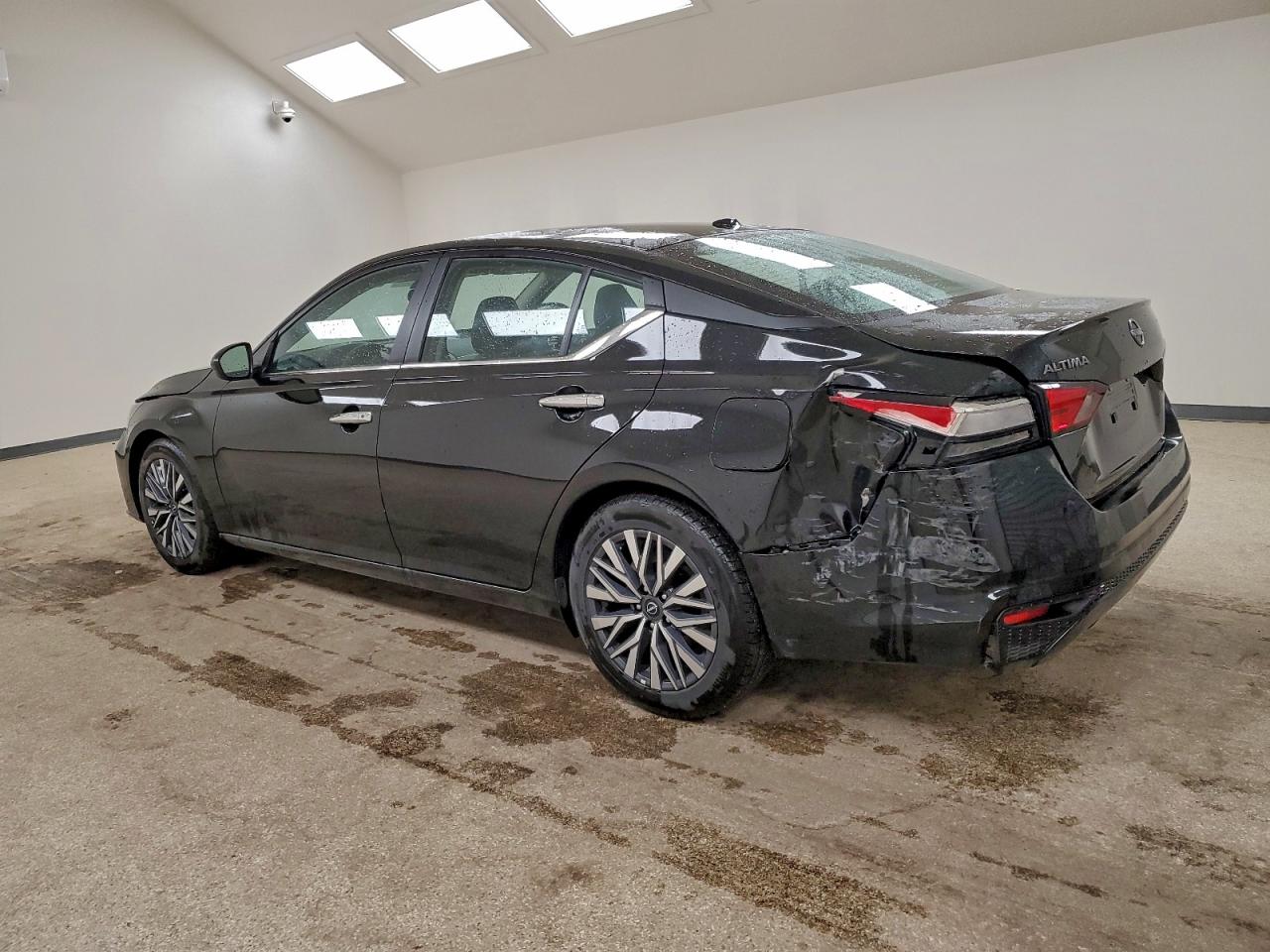 2025 NISSAN ALTIMA SV photo 2