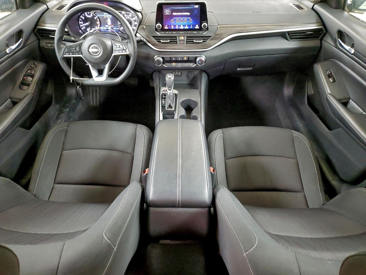 2025 NISSAN ALTIMA SV photo 8