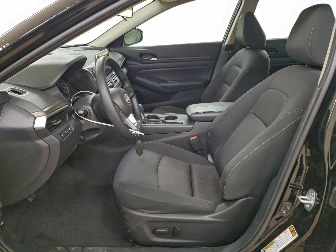 2025 NISSAN ALTIMA SV photo 7