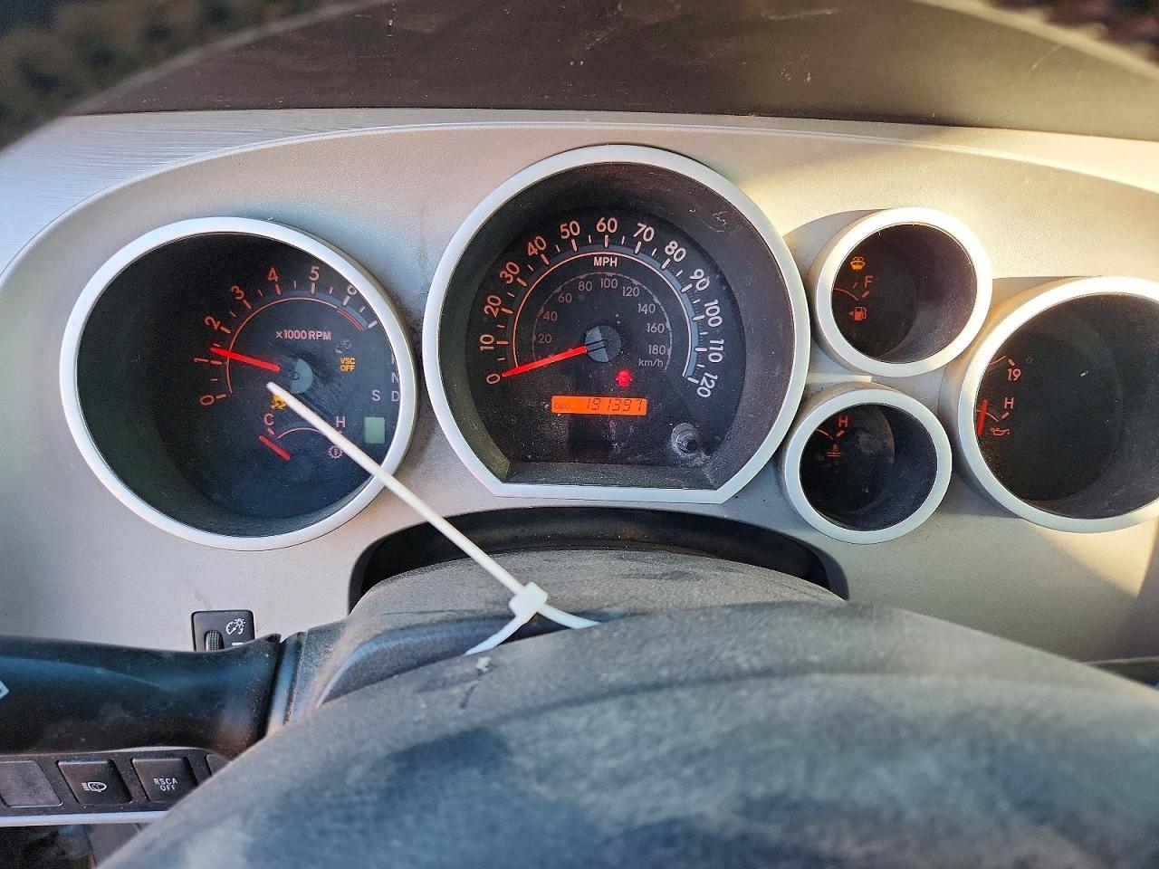 2008 TOYOTA SEQUOIA SR5 photo 9
