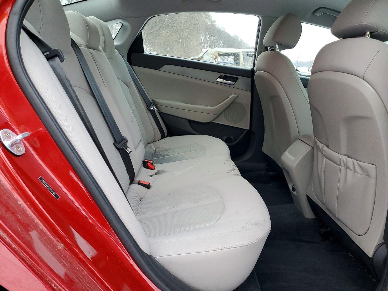 2018 HYUNDAI SONATA SE photo 10